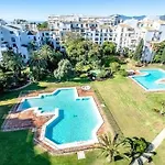 Caprichoso Apartamento En El Corazon De Puerto Banus