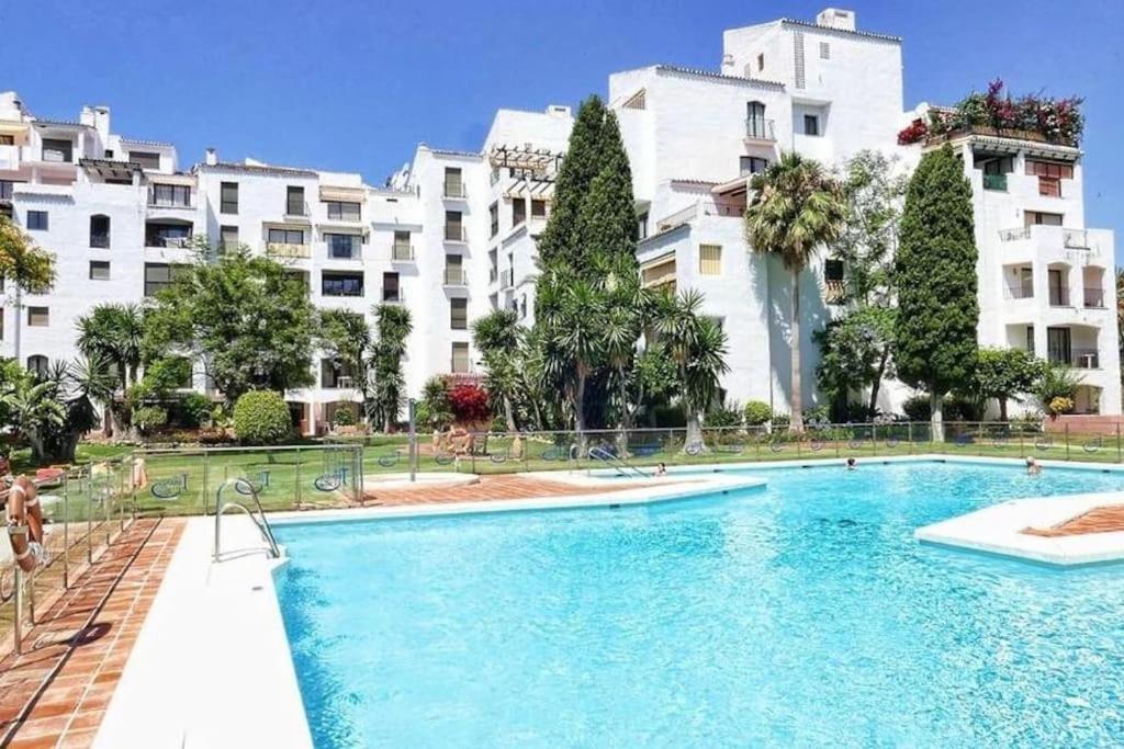 Caprichoso En El Corazon De Puerto Banus Lejlighed *